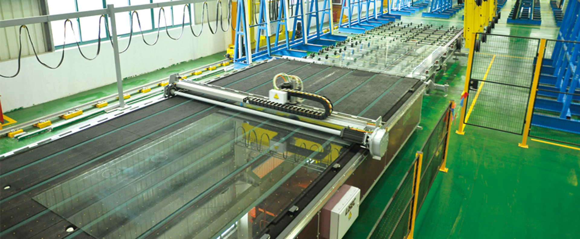 Imported high-speed automatic glass cutting machine